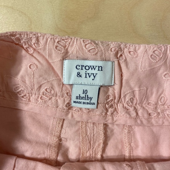 Crown & Ivy Shorts Shelby Size 10 (HJ) - Picture 7 of 12